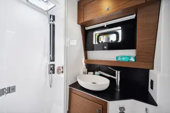 Thumbnail von Nautitech 46 Open Nia