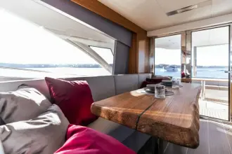 Thumbnail von Greenline OceanClass 68