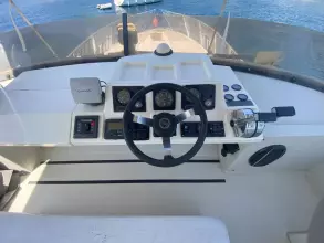 Thumbnail von Fairline Squadron 55