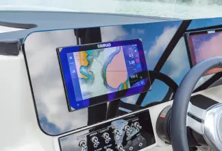 Thumbnail von Sea Ray SDX 250