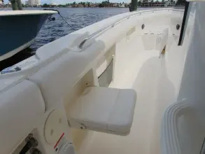 Thumbnail von Boston Whaler 370 Outrage Reel Time