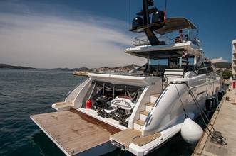 Thumbnail von Azimut S7