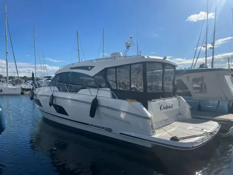 Grandezza 37 CA Outcast 