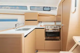 Thumbnail von Jeanneau Sun Odyssey 350