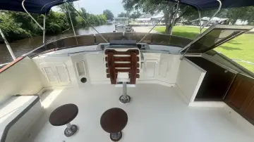 Thumbnail von Trader Med Yacht w- Cockpit Island Angel