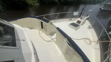 Thumbnail von Trader Med Yacht w- Cockpit Island Angel