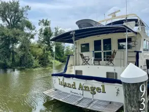 Thumbnail von Trader Med Yacht w- Cockpit Island Angel