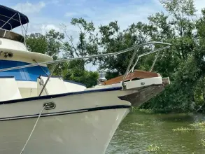 Thumbnail von Trader Med Yacht w- Cockpit Island Angel