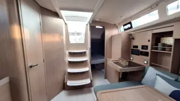 Thumbnail von Beneteau Oceanis 37.1