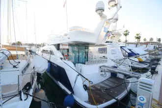 Thumbnail von Fairline Squadron 55