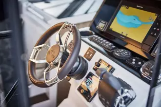 Thumbnail von Sealine C335 SEALINE C335V