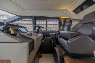 Thumbnail von Azimut 50