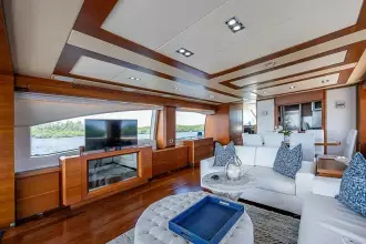 Thumbnail von Azimut 82