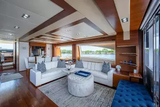 Thumbnail von Azimut 82