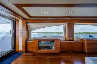 Thumbnail von Azimut 82