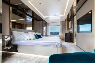 Thumbnail von Custom Line 106 CUSTOM LINE 106 M/Y JAG'B