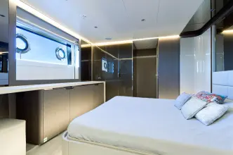 Thumbnail von Custom Line 106 CUSTOM LINE 106 M/Y JAG'B