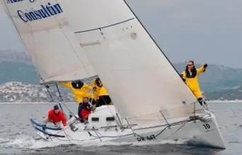 Thumbnail von Beneteau First 40.7