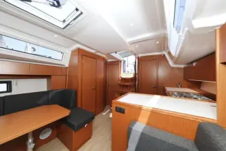 Thumbnail von Bavaria C38