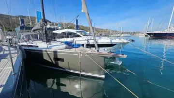 Thumbnail von Beneteau First 44