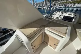 Thumbnail von Azimut 58