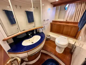 Thumbnail von Azimut 62