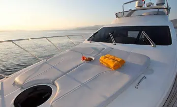 Thumbnail von Azimut 62