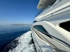 Thumbnail von Fairline Squadron 65