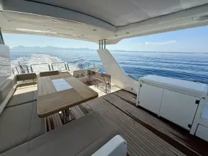 Thumbnail von Fairline Squadron 65