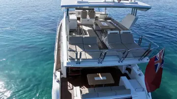 Thumbnail von Fairline Squadron 65