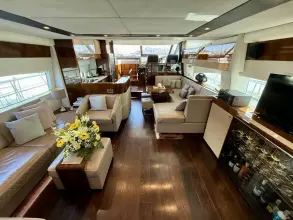 Thumbnail von Fairline Squadron 65
