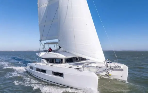 Lagoon 51