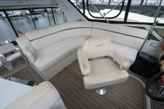 Thumbnail von Carver 396 Motor Yacht Aft Cabin