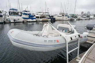 Thumbnail von Carver 396 Motor Yacht Aft Cabin