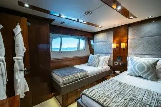 Thumbnail von Sunseeker 115 Sport Yacht LADY VOLANTIS