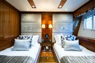 Thumbnail von Sunseeker 115 Sport Yacht LADY VOLANTIS