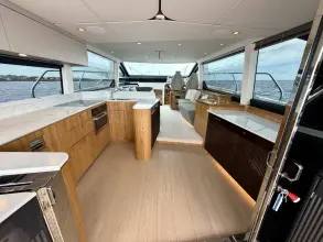 Thumbnail von Fairline Squadron 58