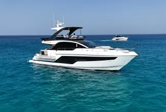 Thumbnail von Fairline Squadron 58