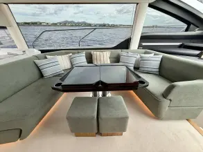 Thumbnail von Fairline Squadron 58