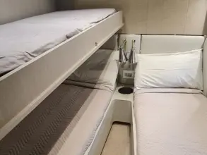 Thumbnail von Azimut 80 YYZ