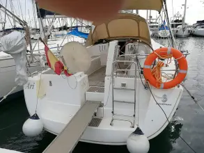 Thumbnail von Beneteau Oceanis 43
