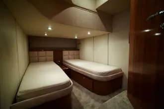 Thumbnail von Sea Ray 320 Sundancer  SUNSEEKER PORTOFINO 46