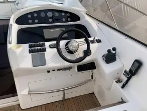 Thumbnail von Sea Ray 320 Sundancer  SUNSEEKER PORTOFINO 46