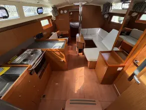 Thumbnail von Beneteau Oceanis 41.1 Simba