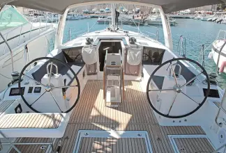 Thumbnail von Beneteau Oceanis 41.1 UNDER PRESSURE