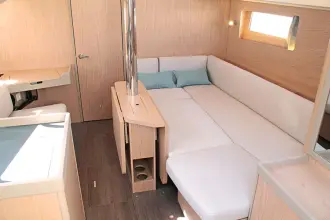 Thumbnail von Beneteau Oceanis 41.1 UNDER PRESSURE