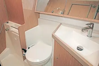 Thumbnail von Beneteau Oceanis 41.1 UNDER PRESSURE