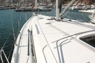 Thumbnail von Beneteau Oceanis 41.1 UNDER PRESSURE