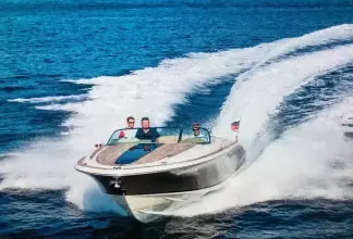 Thumbnail von Chris-Craft 32 Corsair