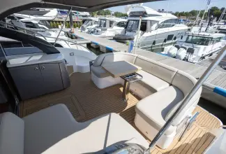 Thumbnail von Princess V50 V50960 - 3 CABIN DECK VERSION